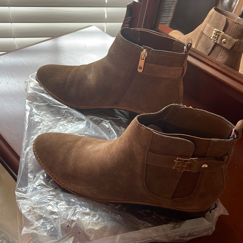 Tommy Hilfiger Cognac Trixii Booties